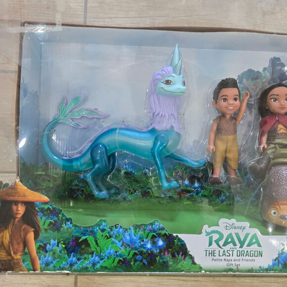 Raya Disney Last Dragon New in box - Picture 3 of 6